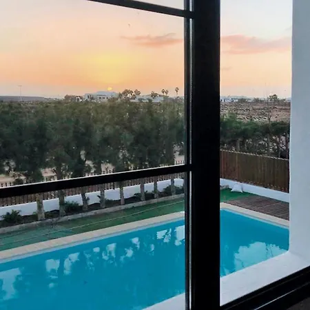 Vivienda Luminosa Numero 206 Con Piscina Σπίτι διακοπών *