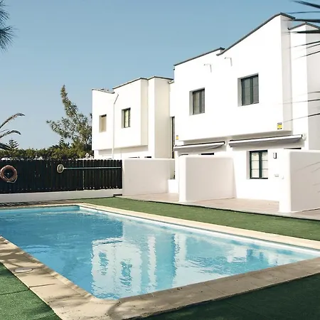 Feriehus Vivienda Luminosa Numero 206 Con Piscina Playa Blanca (Lanzarote)