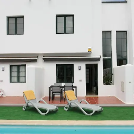 Casa de Férias Vivienda Luminosa Numero 206 Con Piscina *
